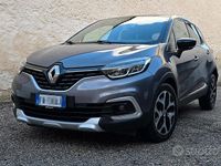 Usata Renault Captur 90 CV (66 kW) 2019 Grigio SUV