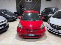 Usata Toyota Aygo 67 CV (49 kW) 2007 Rosso Utilitaria