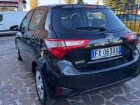Usata Toyota Yaris Lounge 107 CV (78 kW) 2019 Nero Berlina