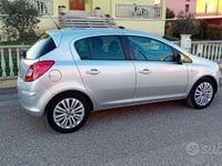 Usata Opel Corsa 86 CV (63 kW) 2014 Argento Utilitaria