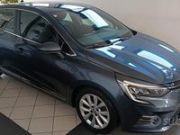 Usata Renault Clio V Techno 101 CV (74 kW) 2023 Grigio Berlina