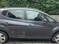 Usata Kia Venga 90 CV (66 kW) 2014 Grigio Utilitaria