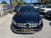 Usata Mercedes GLA200 Premium 136 CV (100 kW) 2018 Blu SUV