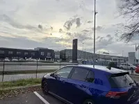 Usata VW Golf VIII R-line 150 CV (110 kW) 2022 Bluazzurro Berlina