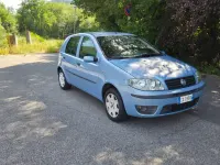 Usata Fiat Punto Active 60 CV (44 kW) 2005 Blu/azzurro Utilitaria