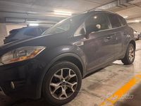 Usata Ford Kuga 140 CV (102 kW) 2012 Blu SUV