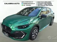 Nuova Renault Clio V Evolution 116 CV (85 kW) 2026 Verde Berlina