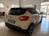 Usata Renault Captur 90 CV (66 kW) 2015 Bianco SUV