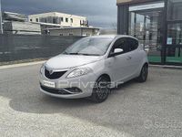 Usata Lancia Ypsilon 69 CV (50 kW) 2017 Grigio Utilitaria