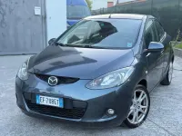 Usata Mazda 2 Inclusive 86 CV (63 kW) 2011 Grigio Utilitaria