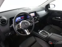 Usata Mercedes B180 Advanced 116 CV (85 kW) 2023 Blu Utilitaria