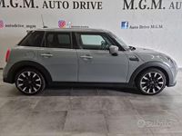 Usado Mini Cooper Classic 75 CV (55 kW) 2022 Gris Utilitario