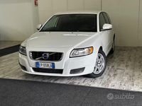 Usata Volvo V50 114 CV (83 kW) 2012 Bianco Station wagon