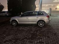 Usata Audi A3 Sportback Ambiente 105 CV (77 kW) 2010 Argento Utilitaria