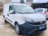 Begagnad Fiat Doblò 95 HK (69 kW) 2017 Vit Minibuss