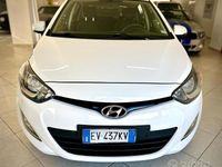 Usata Hyundai i20 85 CV (62 kW) 2014 Bianco Berlina