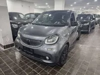 Usata Smart ForFour Passion 90 CV (66 kW) 2018 Grigio montagna metallizzato Utilitaria
