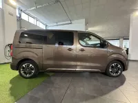 Usata Opel Zafira Life Elegance 177 CV (130 kW) 2022 Marrone Monovolume