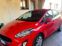 Usata Ford Fiesta 69 CV (50 kW) 2018 Rosso Utilitaria