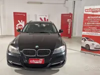 Usata BMW 318 Comfort Edition 143 CV (105 kW) 2012 Nero Station wagon