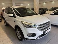 Usado Ford Kuga Titanium 120 CV (88 kW) 2018 Blanco SUV