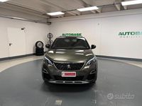 Usata Peugeot 3008 GT-line 131 CV (96 kW) 2019 Verde SUV