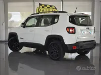 Usata Jeep Renegade 119 CV (87 kW) 2016 Bianco SUV