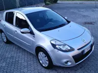 Usata Renault Clio II Dynamique 75 CV (55 kW) 2011 Berlina