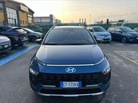 Usata Hyundai Bayon 99 CV (72 kW) 2024 Vibrant blue pearl + black roo SUV