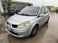Usata Renault Scénic III 110 CV (80 kW) 2009 Grigio Monovolume