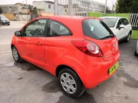 Begagnad Ford Ka 75 HK (55 kW) 2012 Röd Halvkombi