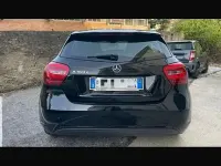 Usata Mercedes A160 102 CV (75 kW) 2018 Nero Utilitaria
