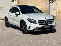 Usata Mercedes GLA180 122 CV (89 kW) 2016 Bianco SUV