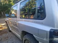 Usata Mitsubishi Pajero 125 CV (91 kW) 1999 Grigio SUV