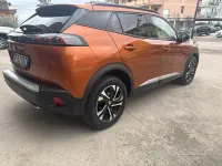 Usata Peugeot 2008 Allure 131 CV (96 kW) 2021 Marrone SUV