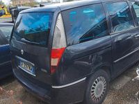 Usata Lancia Phedra 128 CV (94 kW) 2004 Grigio Monovolume