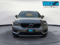 Usata Volvo XC40 Momentum 129 CV (94 kW) 2022 Grigio SUV