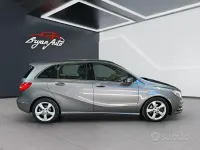 Käytetty Mercedes B200 Premium 156 HP (114 kW) 2012 Harmaa Tila-auto
