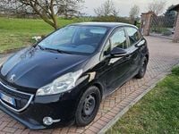 Usata Peugeot 208 Active 68 CV (50 kW) 2014 Utilitaria