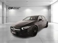 Usata Mercedes A180 116 CV (85 kW) 2019 Nero Berlina