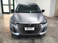 Usata Peugeot 208 Allure 101 CV (74 kW) 2025 Grigio met Utilitaria
