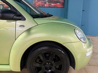 Usata VW Beetle 102 CV (75 kW) 2001 Verde Berlina