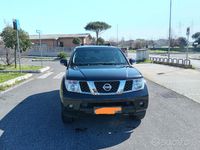 usata Nissan Pathfinder 5 posti autocarro