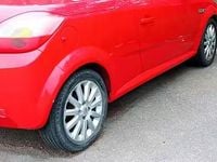 Occasion Opel Tigra 90 ch (66 kW) 2007 Rouge Cabriolet