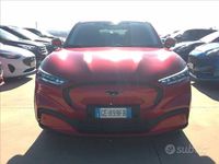 Usata Ford Mustang Mach-E 216 kW (294 CV) 2021 Rosso SUV