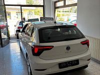 Usata VW Polo 90 CV (66 kW) 2022 Bianco Utilitaria