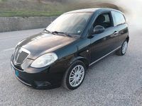 Begagnad Lancia Ypsilon 75 HK (55 kW) 2011 Svart Halvkombi