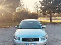 Usata Audi A3 Attraction 101 CV (74 kW) 2005 Grigio Utilitaria