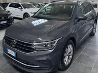 Usata VW Tiguan Life 150 CV (110 kW) 2022 Grigio SUV