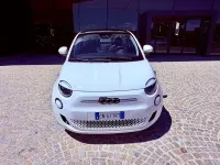 Usata Fiat 500e 86 kW (118 CV) 2023 Bianco Cabrio